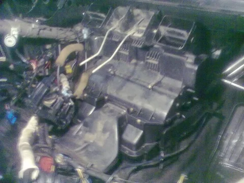 Замена радиатора отопителя